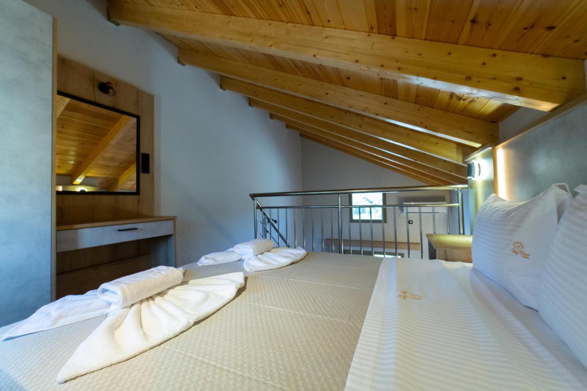 Sky View Suites Kefalonia Vóvikes Exterior foto
